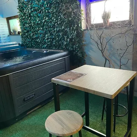 Casawellness Nuit Insolite Avec Jacuzzi